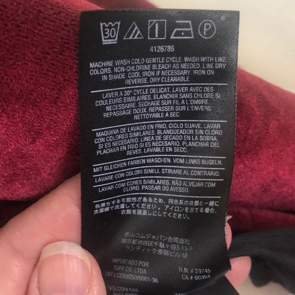 NWT Stunning! Volcom Stone Row Burgundy Soft Velvet Jacket - Size Small - Picture 16 of 16